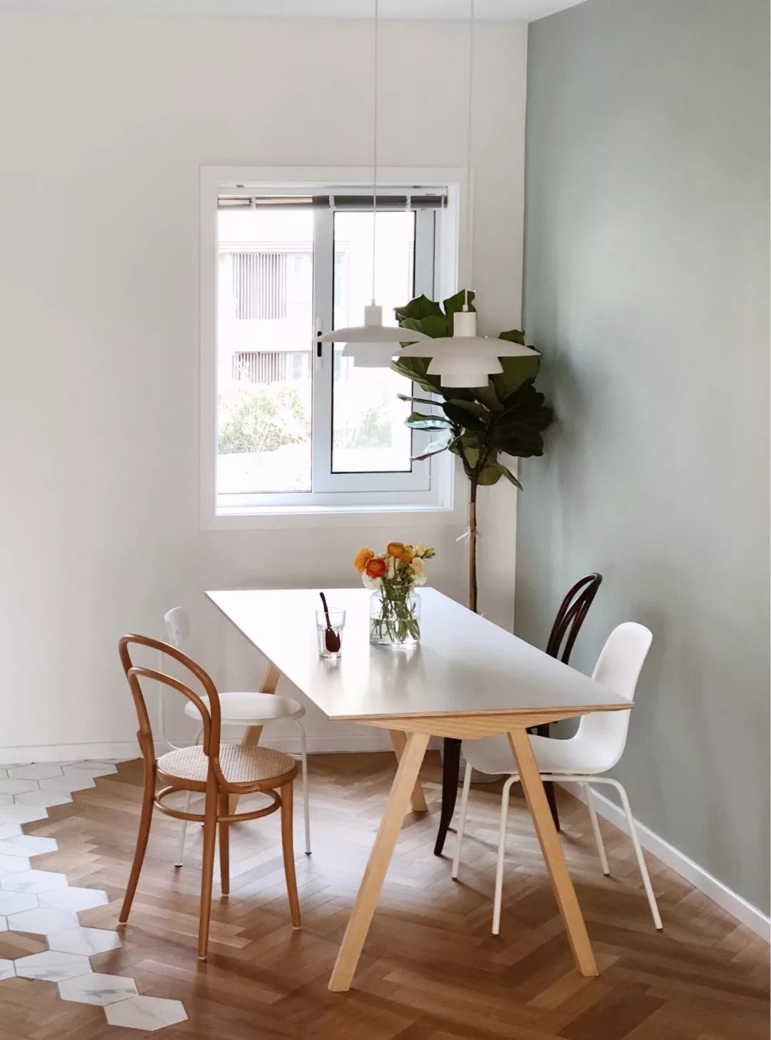 让用餐变得更有仪式感，餐厅的餐桌椅一定要选好