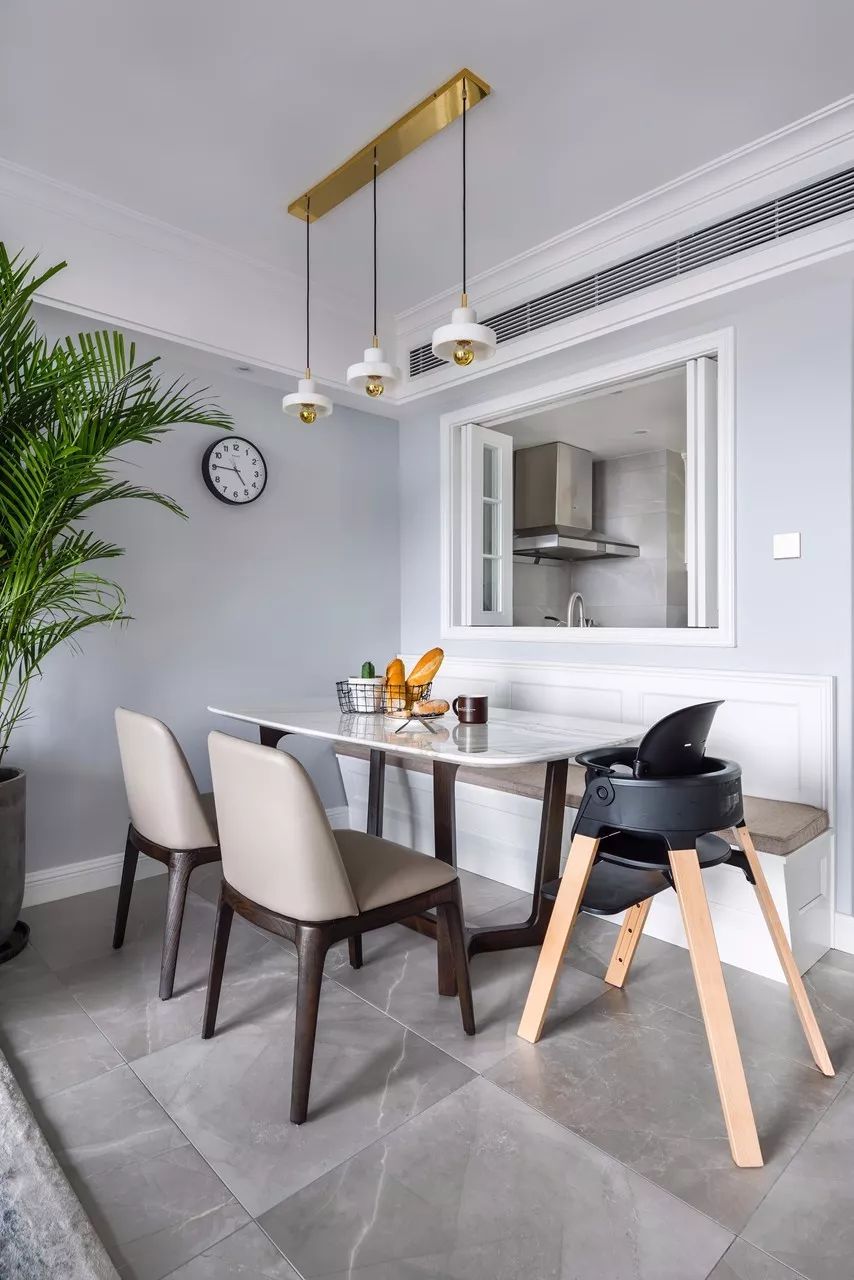 让用餐变得更有仪式感，餐厅的餐桌椅一定要选好