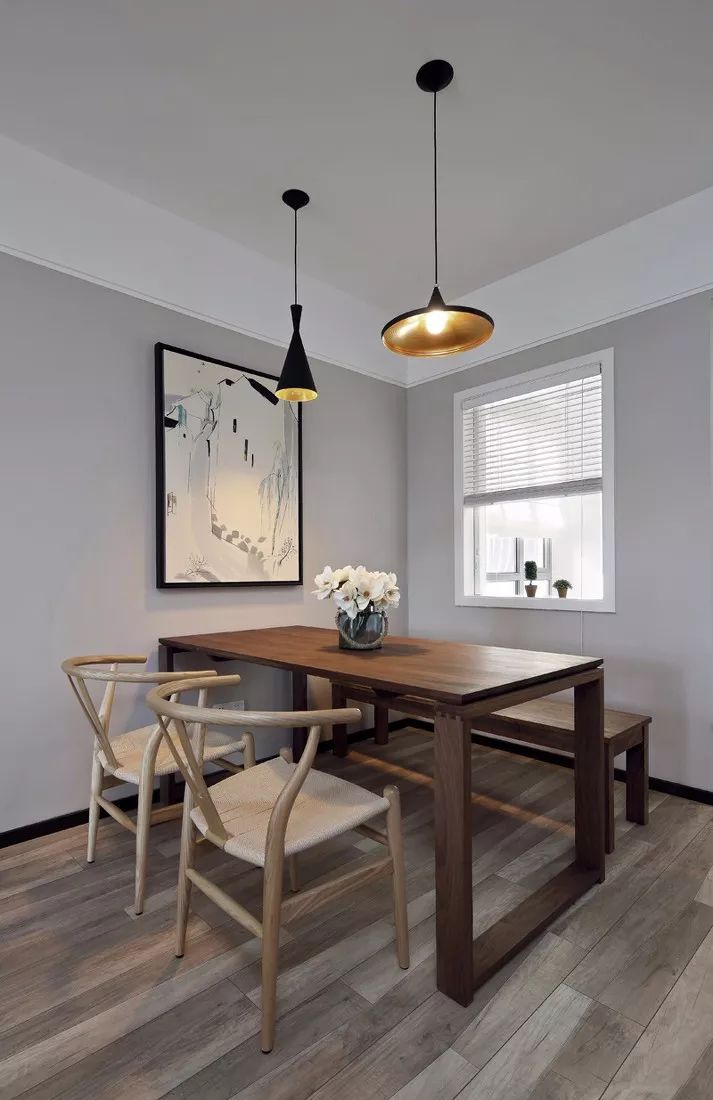 让用餐变得更有仪式感，餐厅的餐桌椅一定要选好